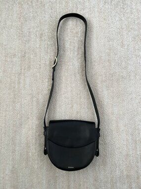 Skagen Lobelle Saddle Black Leather Crossbody Purse Bag